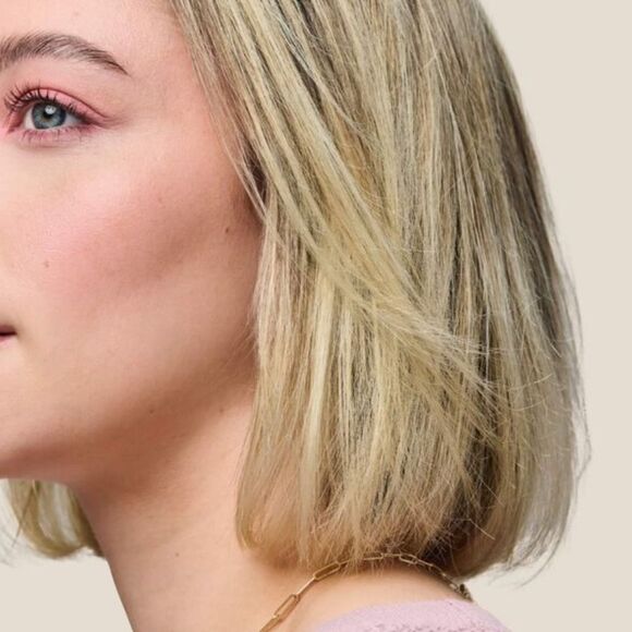 Living Proof restore repair mask deeply nourishes & reverses damage​ - Picture 5 of 9